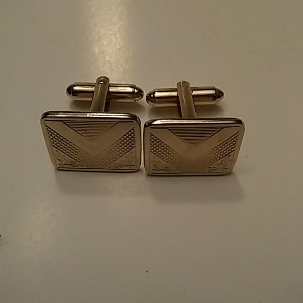 Golden men cuff links